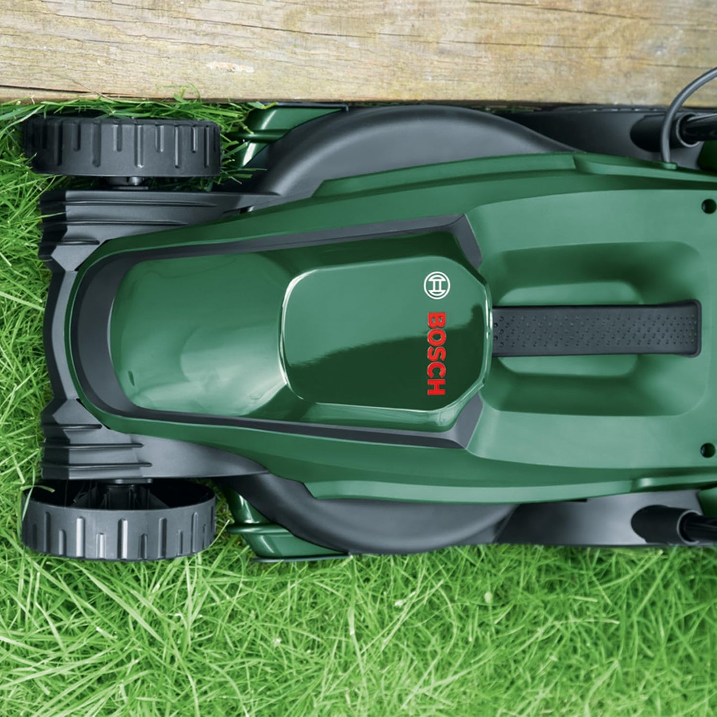 Bosch Cordless Lawnmower EasyMower 18V-32-200 (Without Battery, 18 Volt System, Cutting Width: 32 cm, in Carton Packaging)